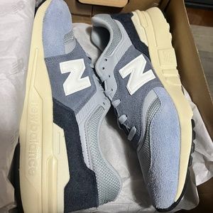 New Balance 997H sneakers- new! Never worn!